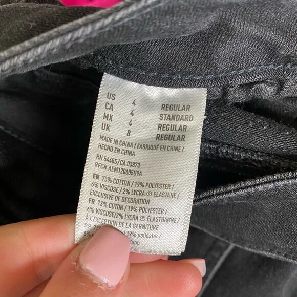 American Eagle Black Jegging Crop Distressed Ripped Black Denim Jeans Size 4 - Picture 7 of 7